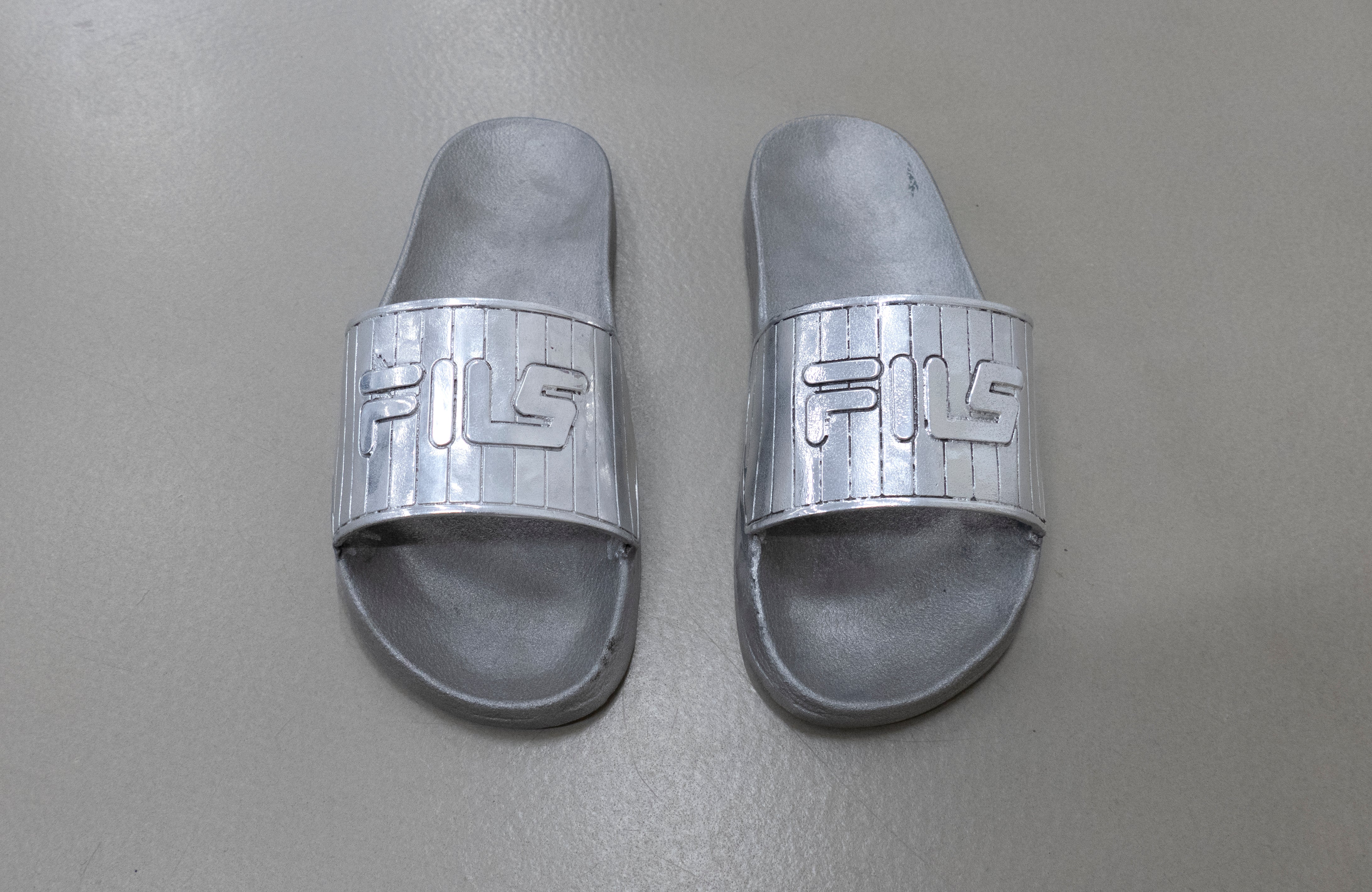 Fils