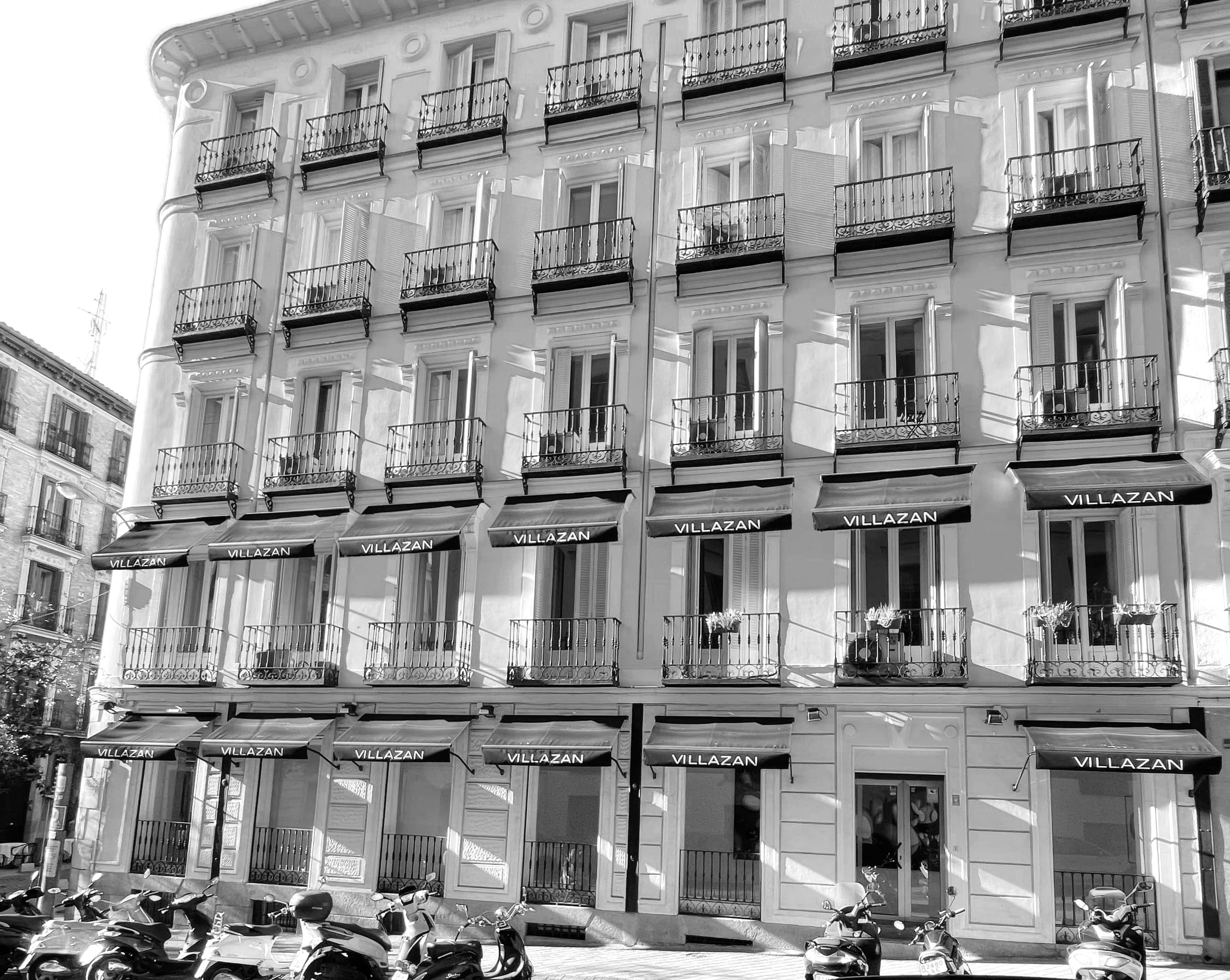 VILLAZAN GALLERY S.L.